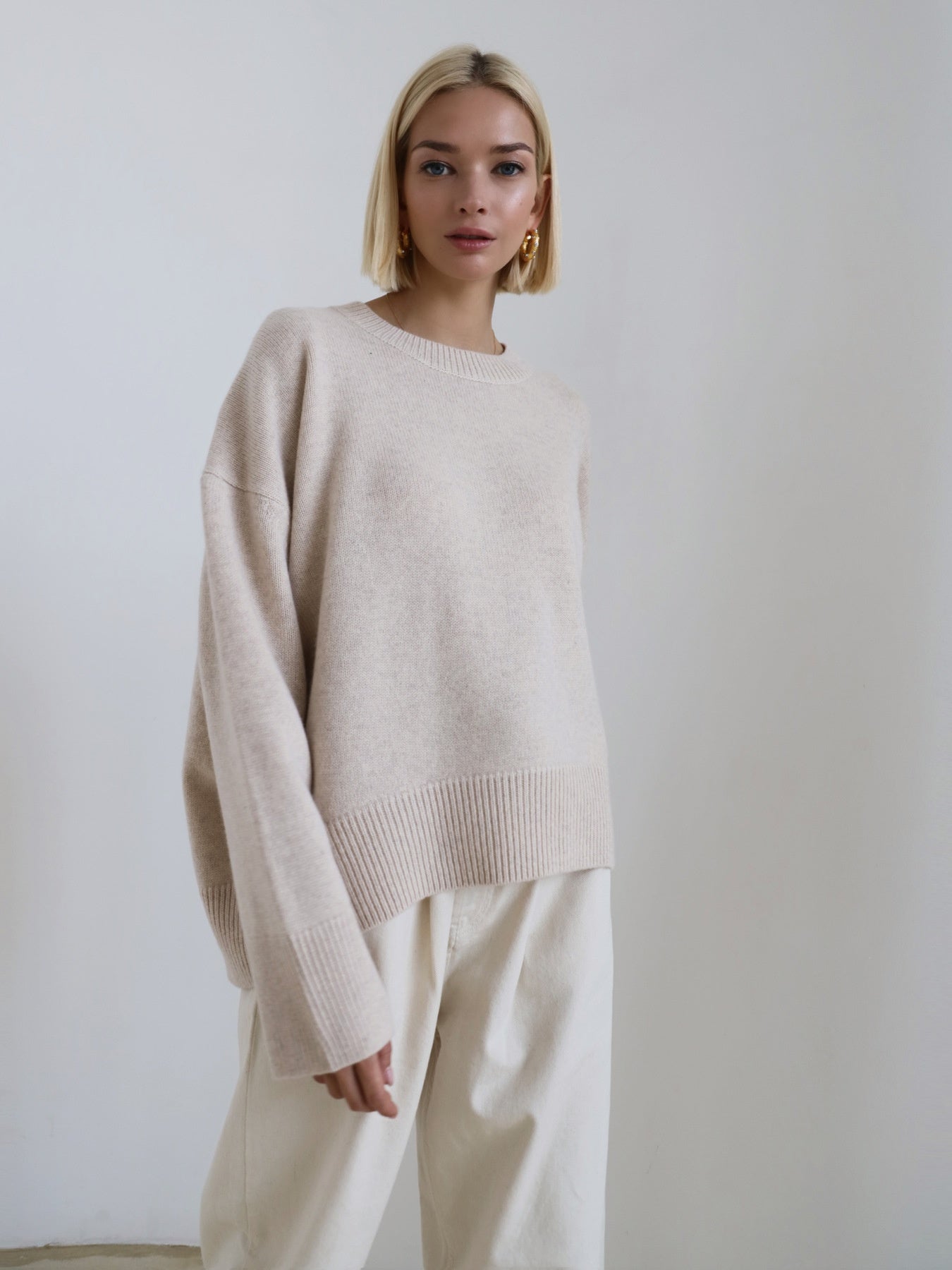 Thick Round Neck Loose Knitted Pullover Women's Sweater